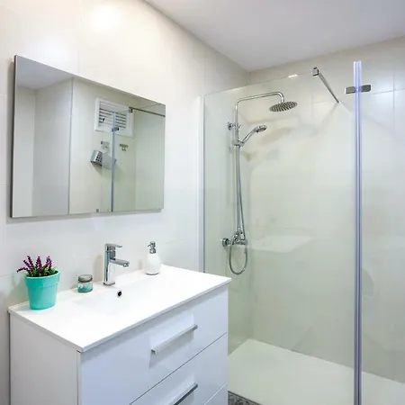 Apartment Beferent Riscal 1 Centro *